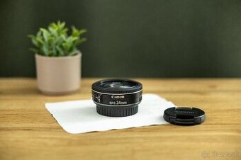 Canon EF-S 24mm f/2.8 STM (top stav)