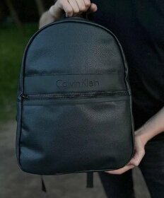 Čierny pánsky batoh Calvin Klein nový 40x30x16 cm. - 1