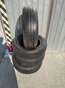 Predám 4ks letné pneu.195/65R16c Michelin dezen 6,7mm - 1