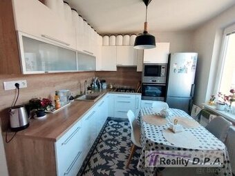 Na predaj veľkometrážny 3 izbový byt Vrútky, 90 m2
