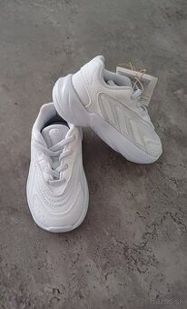 Tenisky Adidas Ozelia El I