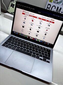 MacBook Air M1
