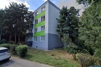 PRENÁJOM – 3iz byt v krásnej zelenej lokalite Ružinova