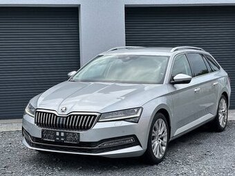 ŠKODA SUPERB 2.0 TDI 110 KW TAŽNÉ MATRIX COCKPIT m2021