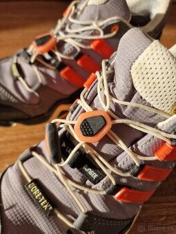 Adidas dámske 37 1/3