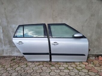 Škoda fabia 2 combi dvere práva strana