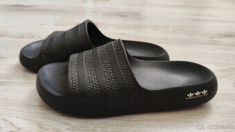 Šľapky Adidas