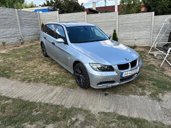 BMW E91 2006