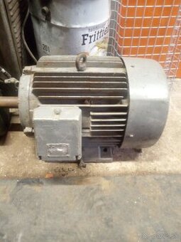 Predám elektromotor 7,5 kw 1450 otáčok