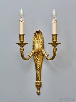 Novoklasicistická nástenná lampa v 42 cm