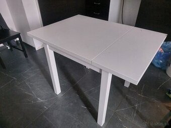 Predám rozkladací stôl Ikea
