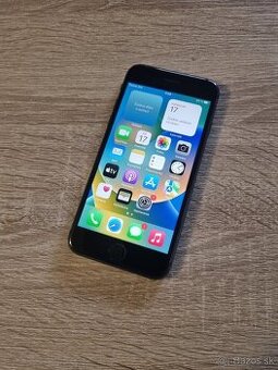 iPhone 8 / 256GB / Nová batéria / Super stav
