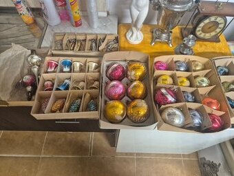 Predam vianocne ozdoby