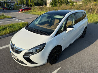 Predám Opel Zafira Tourer 2.0 CDTI 170k Cosmo AT6