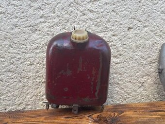 Nádrž Jawa 550 555