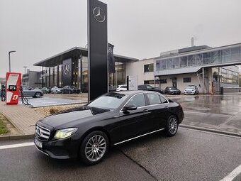 Mercedes E220 4matic automat virtual