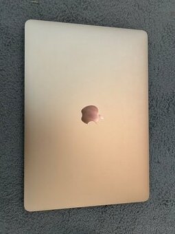 MacBook 13 2019
