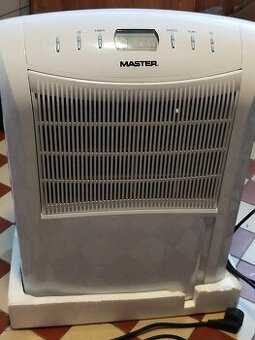 Odvlhčovač vzduchu MASTER DH720