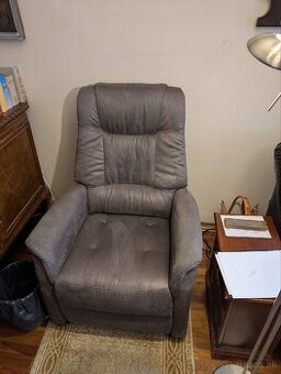 Elektrické polohovateľné kreslo v záruke - 1