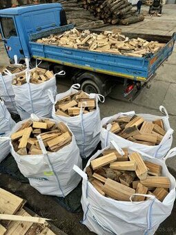 Bukové štiepanie drevo