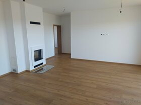 Kompletné prerábky bytov a domov .