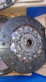 Spojkova sda + dvojhmota vw passat b6 2.0tdi bmp