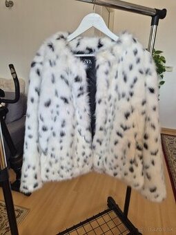 Zara kožúšok veľkosť XL