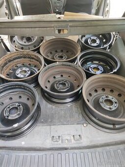 Predám kolesá na berlingo partner a pod