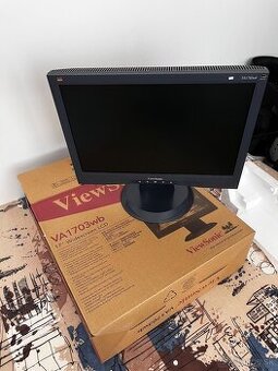 Monitor - ponúknite cenu - Bratislava