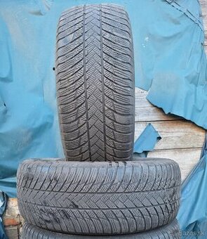 Ponúkam 2 zimné pneumatiky Bridgestone Blizzak 255/55 R20