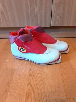 36 topanky na bezky SNS