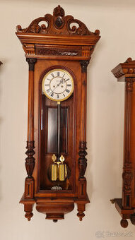 Starožitné nástenné hodiny Zelisko Prag