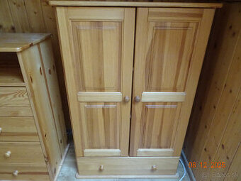 SKRINA masív borovica.