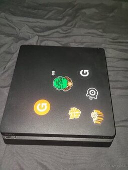 Predám ps4 slim 500gb s ovládačom