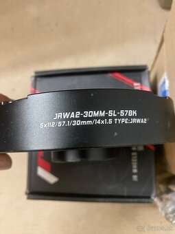 Rozširovacie podložky - JRWA2, 30mm 5x112 57,1 Čierne