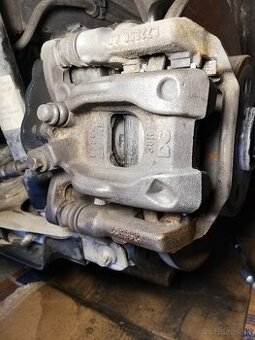 Predám zadné brzdové disky pre Mercedes A, B, CLA...