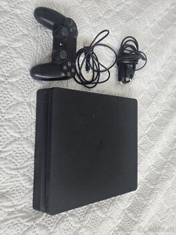 PLAY STATION 4 + OVLADAC