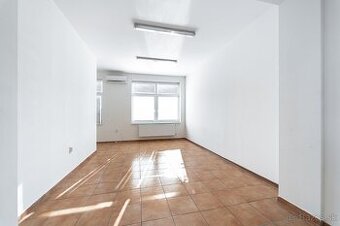 Prenájom obchodno-kancelárskeho priestoru – Veľké Kapušany