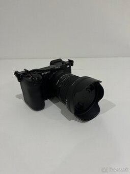 Sony A6700 + Sigma 18-50mm f/2.8 DC DN (v záruke)