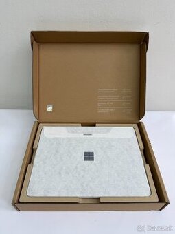 Microsoft Surface Laptop 13.8" Copilot+ PC – 16 GB / 512 GB