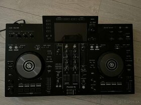 Pioneer DJ XDJ-RR so slúchadlami - 1
