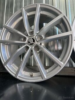 #43 Elektróny originál Škoda r17