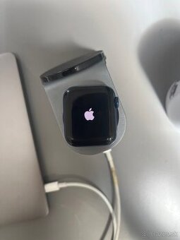 Apple Watch Series 6 (GPS + Cellular) 40mm