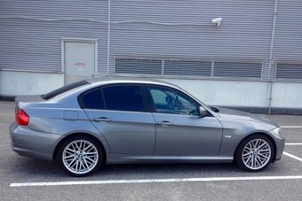 Nepojazdné - BMW E90 facelift, 318d, 2010