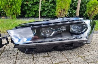 Škoda Superb 4 IV predne ľavé svetlo Matrix led 3P1