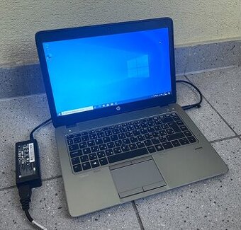 HP EliteBook / AMD A10 PRO 4-jadro / 8GB RAM / 256GB SSD/14