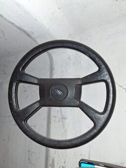 Predám volant a nárazník na ford cortina mk5