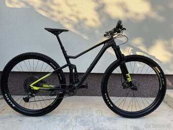 Karbónový celoodpružený bicykel Scott Spark 900 Elite