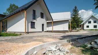 Na predaj - bývanie/investícia - chatky v projekte Lomnice P