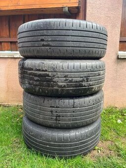 Predám plechové disky 205/60 R16 s original VW puklicami